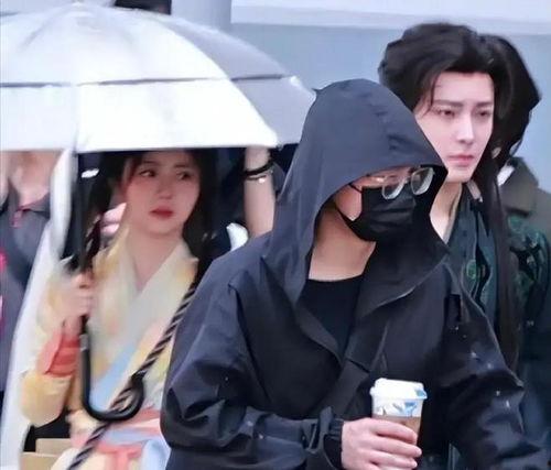 吃瓜娱乐八卦最新版一分钟,明星恋情、新剧开播，一网打尽！”